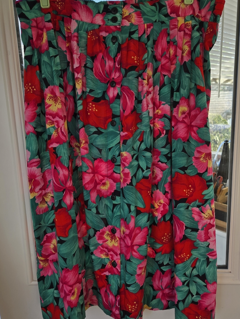 Vintage Tropical Floral Button-Front Skirt in Vibrant Pink Teal Women's Plus 20